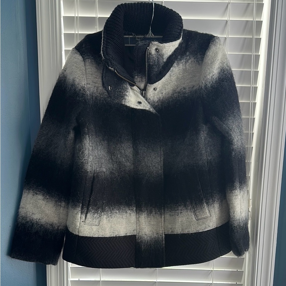 Banana Republic Black and White Jacket